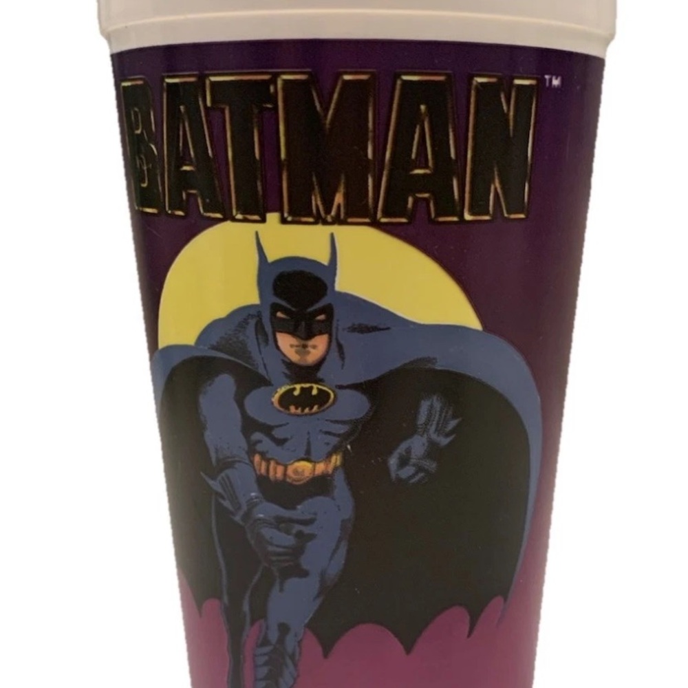 Vintage 1989 Taco Bell BATMAN (Batwing) Collectible Plastic Cup—displayed only